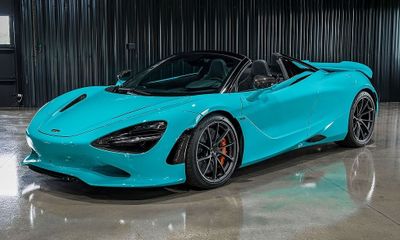 2025 McLaren 750S Spider