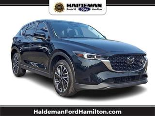 2022 Mazda CX-5 Premium Package