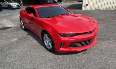 2016 Chevrolet Camaro 1LT