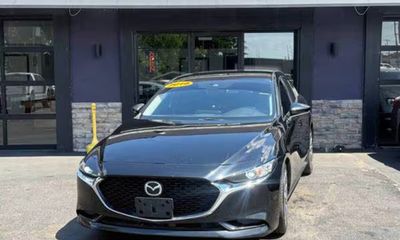 2019 Mazda MAZDA3 With Select