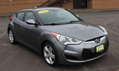 2012 Hyundai Veloster GLS Middle Grade