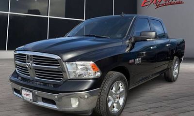 2017 Ram 1500 SLT