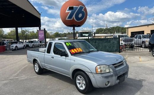 2001 Nissan Frontier XE
