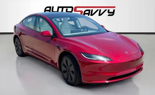 2025 Tesla Model 3 Long Range
