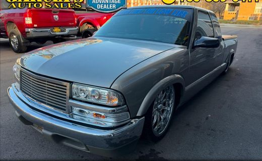 2000 Chevrolet S-10 Pickup