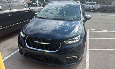 2022 Chrysler Pacifica Limited