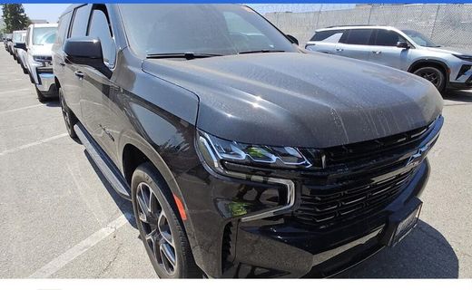2023 Chevrolet Suburban RST