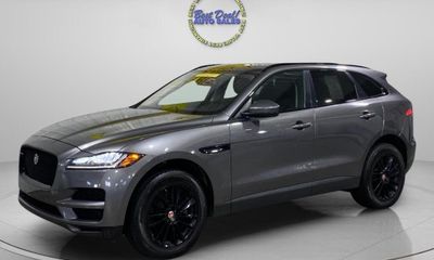 2017 Jaguar F-Pace Prestige