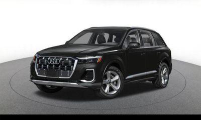 2026 Audi Q7 Quattro Premium Plus