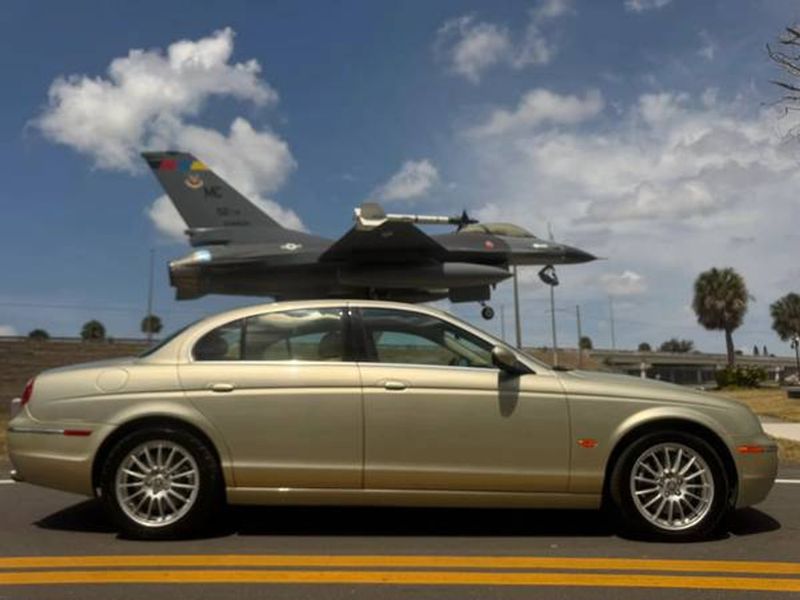 2006 Jaguar S Type — a typically priced live listing