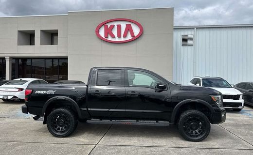 2021 Nissan Titan