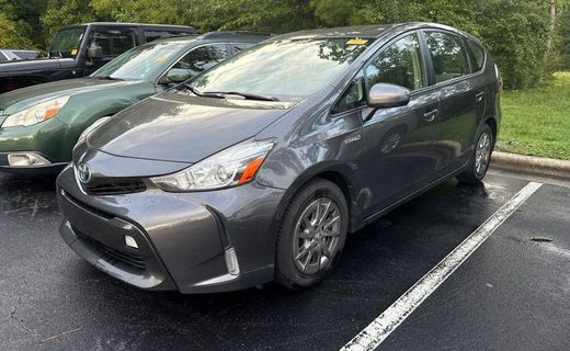 2017 Toyota Prius V