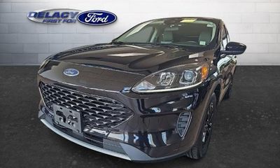 2020 Ford Escape SE Fhev