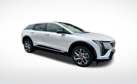2025 Cadillac Optiq Luxury 2