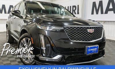 2025 Cadillac XT6 Premium Luxury