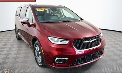 2022 Chrysler Pacifica Limited