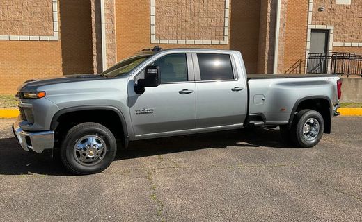 2025 Chevrolet Silverado HD LT
