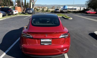 2016 Tesla Model S Standard Range Plus