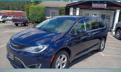 2018 Chrysler Pacifica Touring Plus