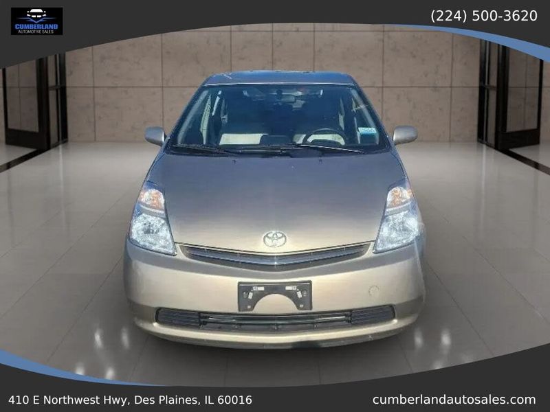 2009 Toyota Prius — a typically priced live listing
