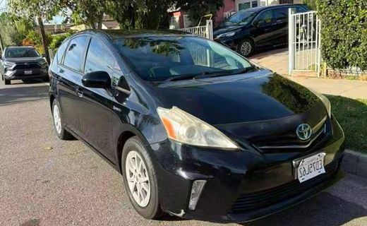 2014 Toyota Prius V Three