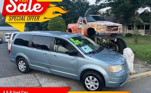 2010 Chrysler Town AND Country RT