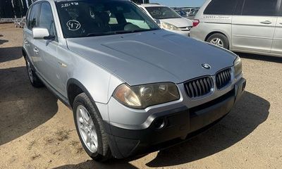 2004 BMW X3 2 5I