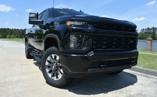 2022 Chevrolet Silverado HD Custom