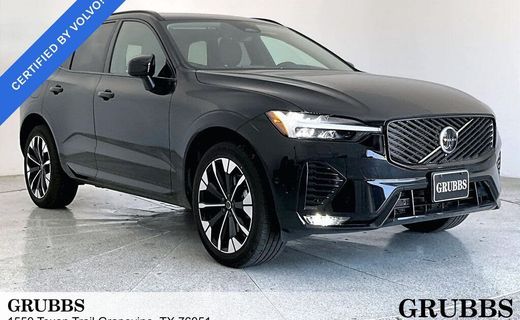 2026 Volvo XC60 Plus Dark
