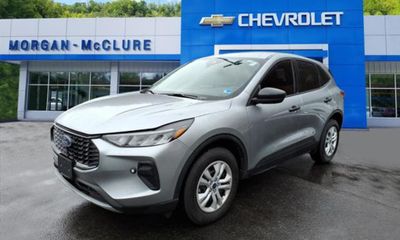 2023 Ford Escape Base