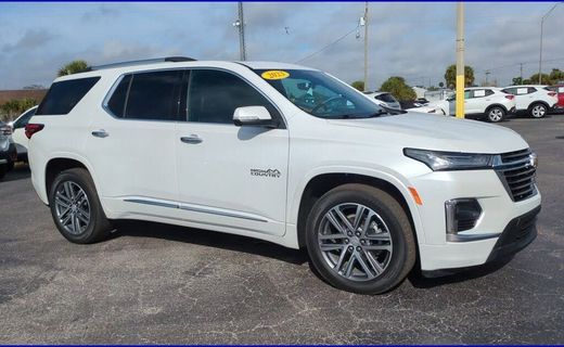 2023 Chevrolet Traverse High Country