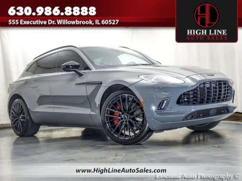 2022 Aston Martin DBX — a typically priced live listing