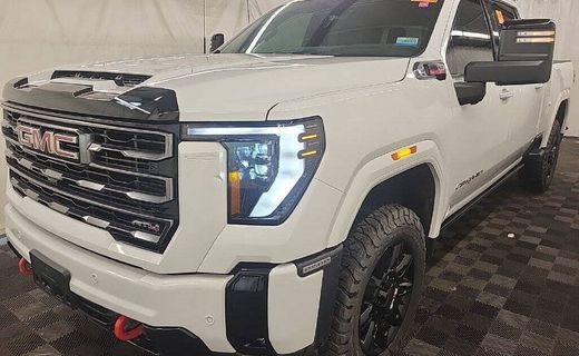 2025 GMC Sierra HD AT4