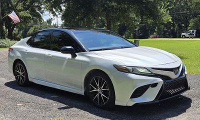 2019 Toyota Camry XSE