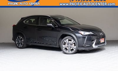 2019 Lexus UX 200 Base Luxury
