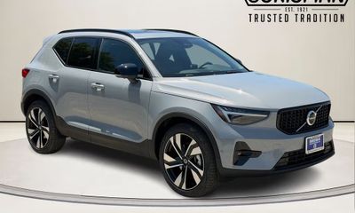 2026 Volvo XC40 Plus Dark