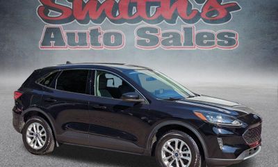 2020 Ford Escape SE