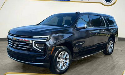 2025 Chevrolet Suburban Premier