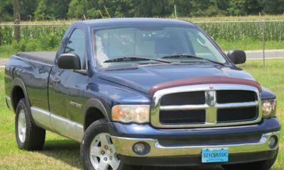 2004 Dodge RAM SLT