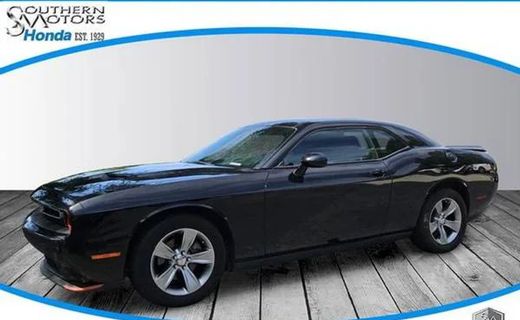 2016 Dodge Challenger SXT