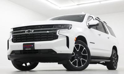 2022 Chevrolet Suburban RST