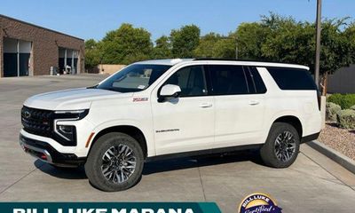 2025 Chevrolet Suburban Z71