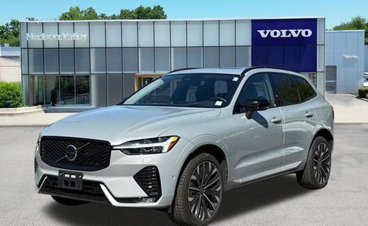 2026 Volvo XC60 Ultra Dark