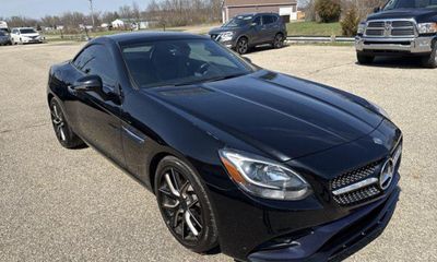 2019 Mercedes-Benz SLC-Class SLC300