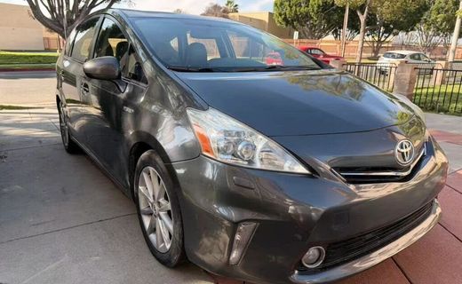 2012 Toyota Prius V Five