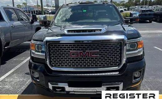 2017 GMC Sierra Denali