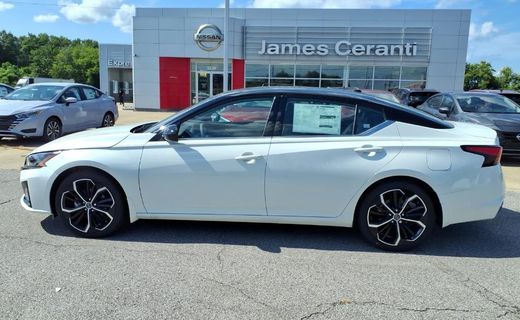 2026 Nissan Altima SR