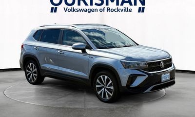 2023 Volkswagen Taos 4Motion SE W
