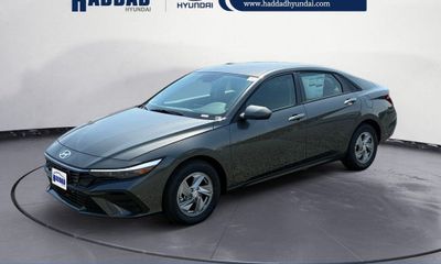 2026 Hyundai Elantra SE