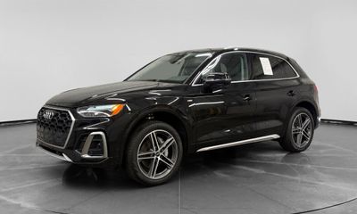 2025 Audi Q5 E S Line Quattro